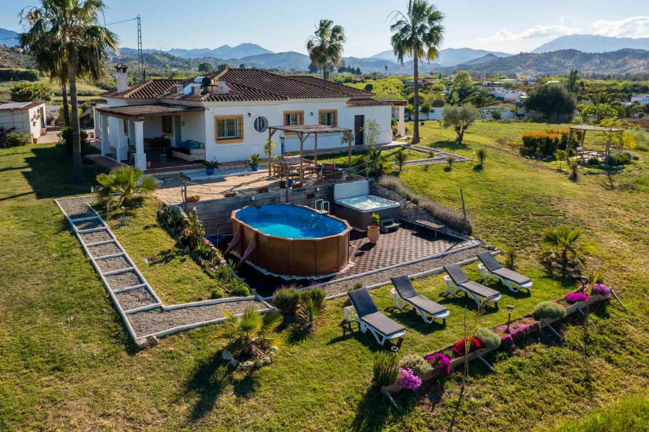 Casa De Los Suenos Acomodação com café da manhã Coín Exterior foto